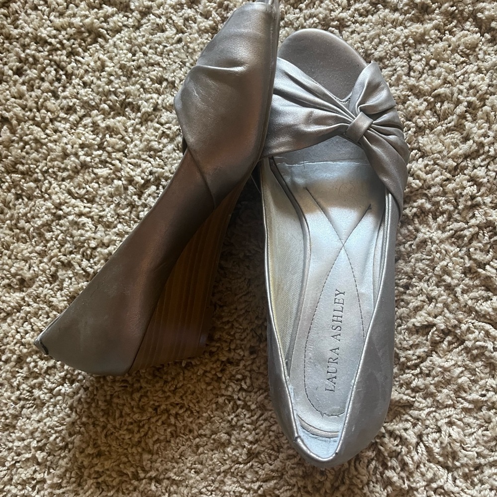 Formal open toe flats